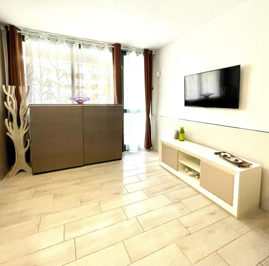 Optimist Playa De Las Americas Apartment Екстериор снимка